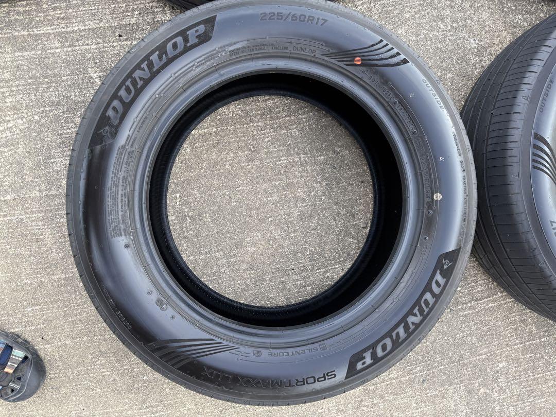 DUNLOP SPORTMAXX LUX 225/60R17 4本 2025年製