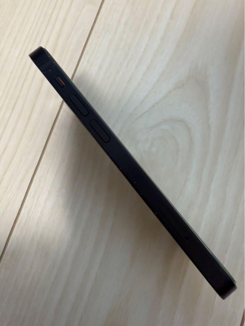 iPhone 12 mini ブラック 128GB 画面不具合/ジャンク iPhone 12 mini ブラック 128GB 画面不具合/ジャンク - メルカリ