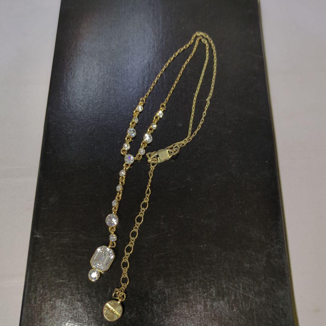ジバンシィ GIVENCHY　ネックレス　ロゴ有アクセサリー