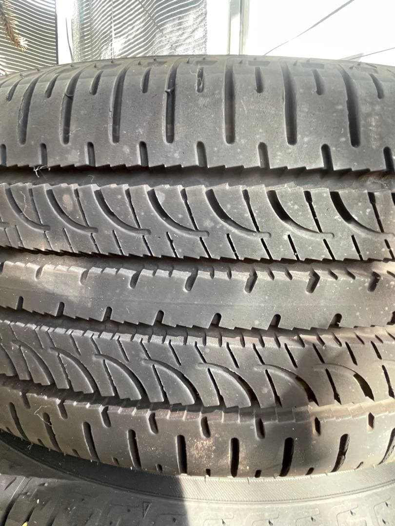 タイヤ ナット付き三菱