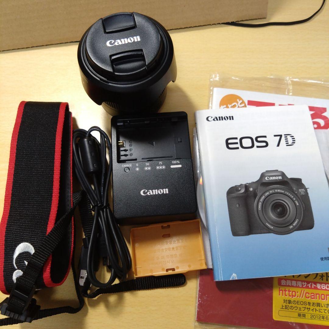 【美品】EOS 7D + EF-S 18-55mm F4-5.6 IS STM