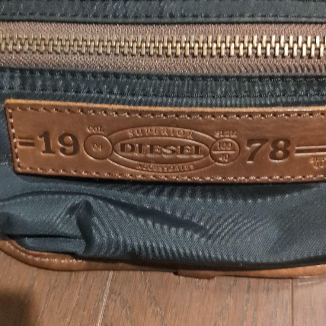 DIESEL メンズボディバッグ