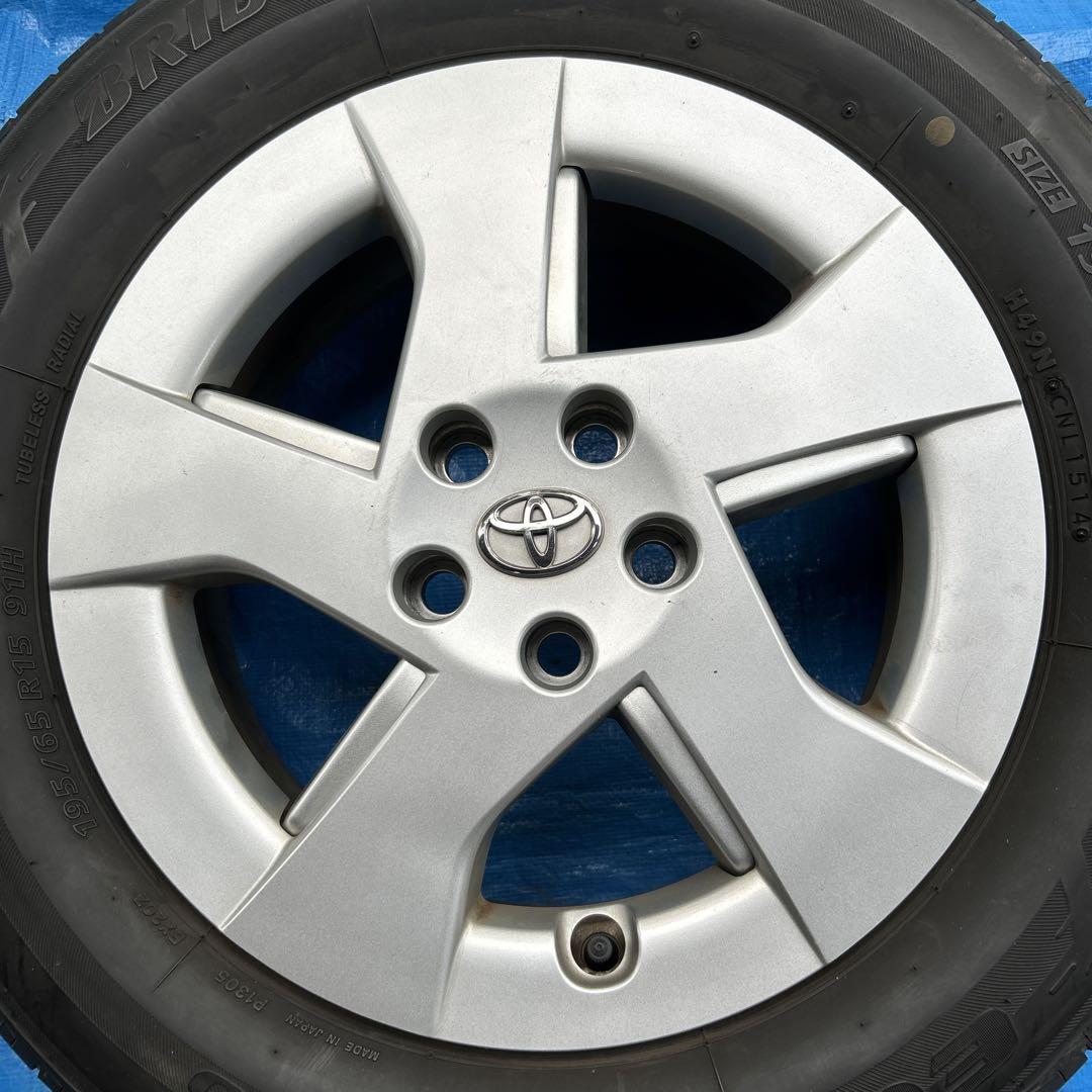 30プリウス 純正ホイール 195/65R15 ブリヂストン