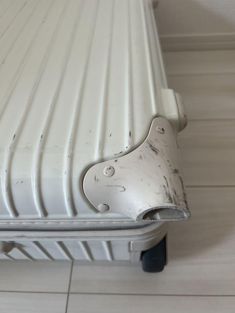 RIMOWA リモワ　United Arrows エクリュ　2輪　35L