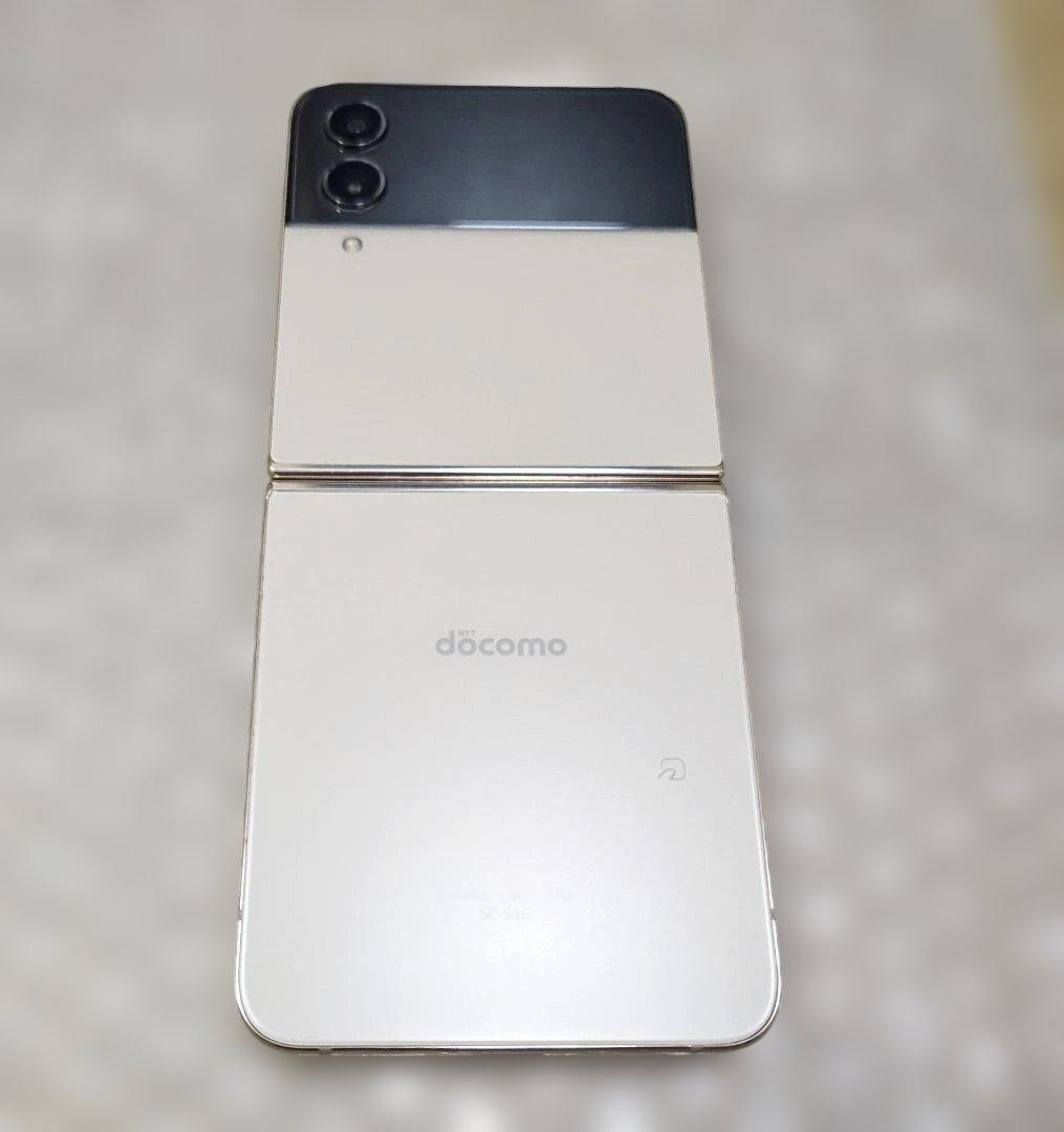 美品ドコモ GalaxyZ Flip4 SC-54C 金色 SIMフリー電池交換