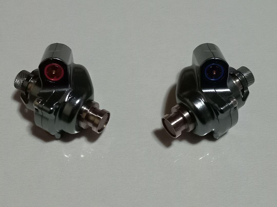 [送料込] acoustune HS1697TI イヤホン