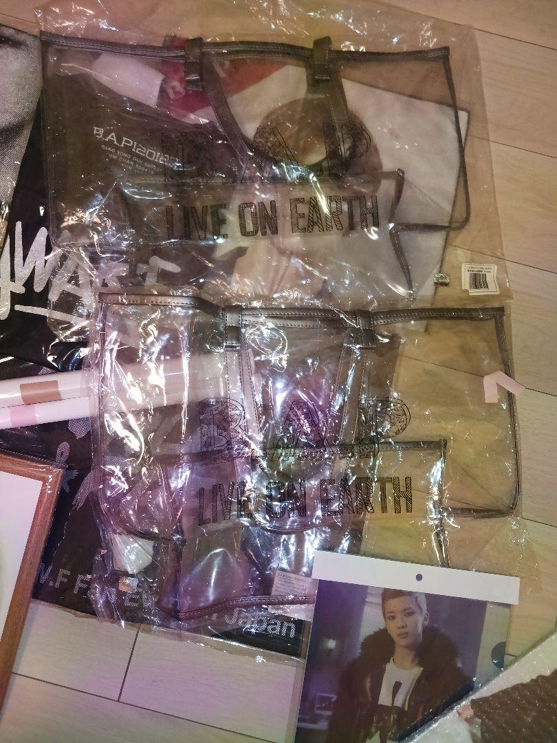 グッズ Tシャツ