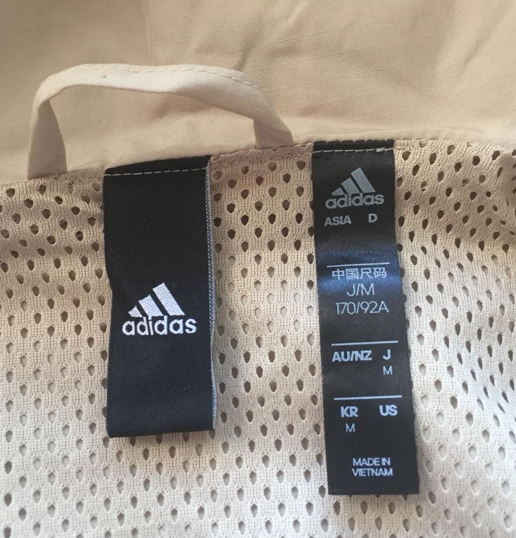 美品 adidas アディダス・ジップウインドブレーカー・M・三本線ロゴ・軽量