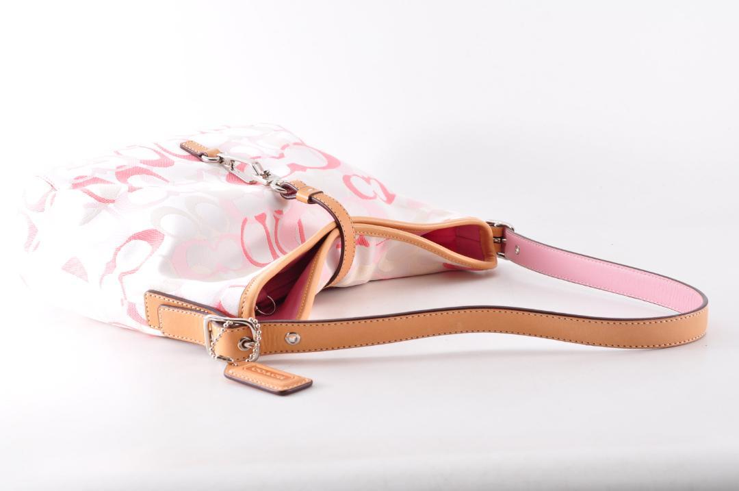 未使用 COACH コーチ 7028 シグネチャー ワンショルダーバッグ