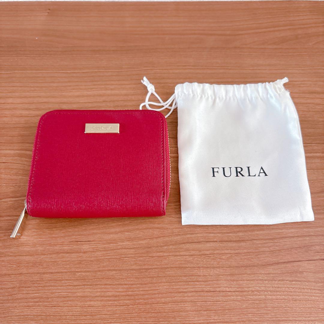 FURLA 赤 二つ折り財布 - メルカリ