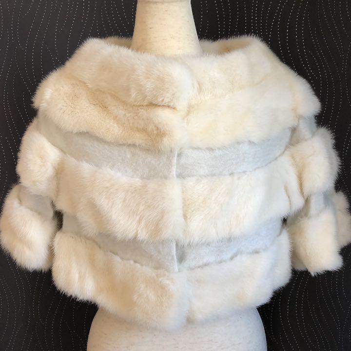 32%割引ホワイト系,S使い勝手の良い FENDI フェンディ ファー ミンク ボレロ 極美品 国内ブティック購入 毛皮/ファーコート ジャケット /アウターホワイト系S-WWW.MMIMPERATORE.IT 32%割引ホワイト系,S使い勝手の良い FENDI フェンディ ファー ミンク ボレロ 極美品 国内ブティック購入 毛皮/ファーコート ジャケット /アウターホワイト系S-WWW.MMIMPERATORE.IT