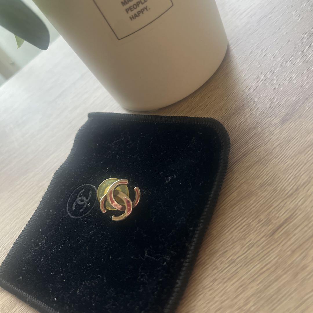CHANELピアス　片耳