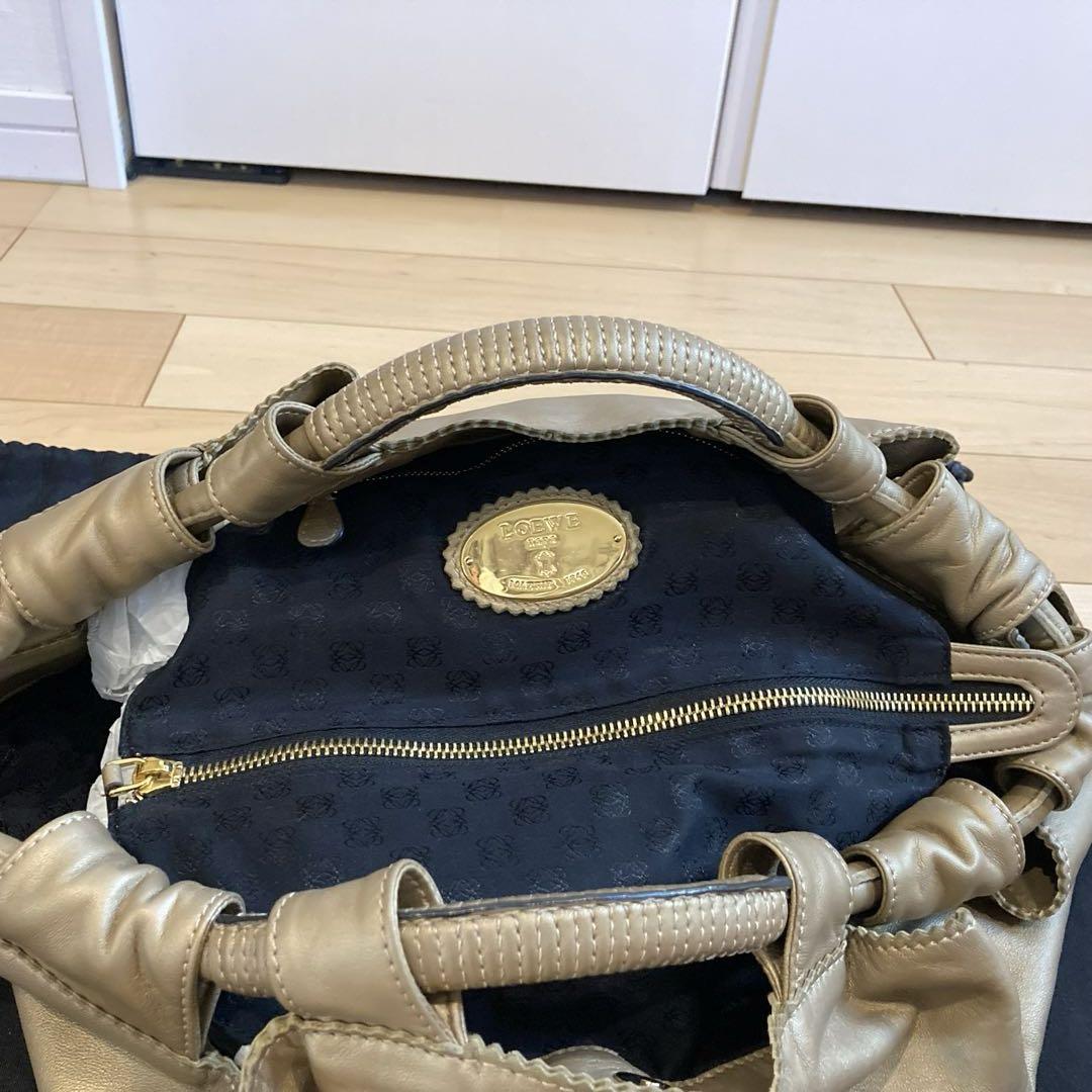 【LOEWE】ナッパアイレ　シャンパンゴールド