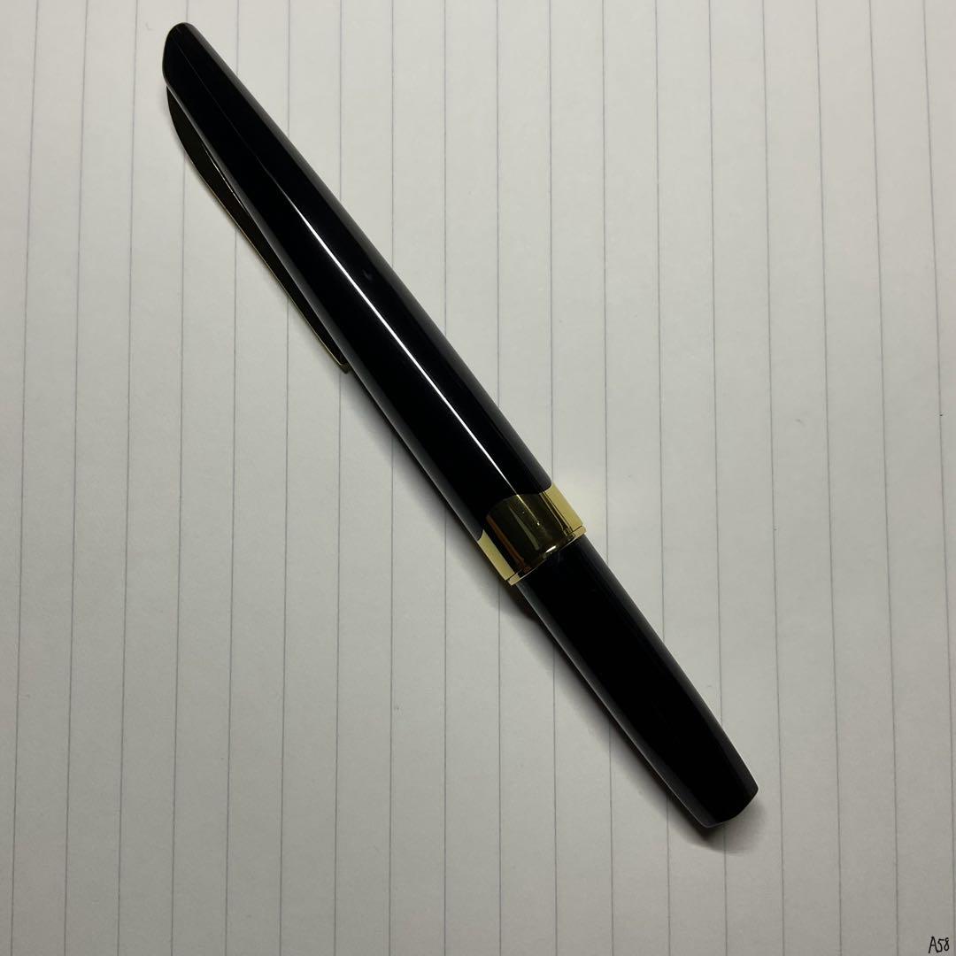 激安ブランド プラチナ 18K 万年筆 ポケット 蝕刻 中字​ ショート 筆記具