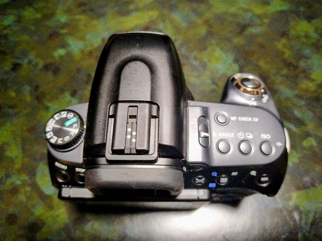 デジタル一眼レフ 18-200mmレンズ
