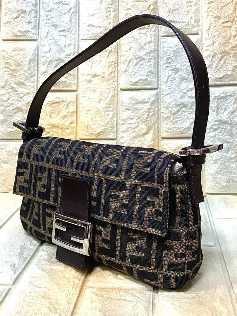 極美品 FENDI マンマバケット ズッカ FF ミニバッグ アクセサリーポーチ