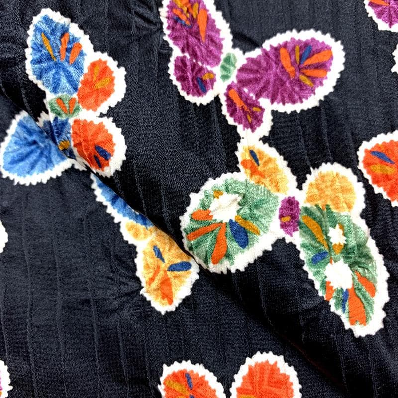 511ag40□七五三 七歳 女児 着物&袋帯 総柄 蝶文様 黒□美品 511ag40□七五三 七歳 女児 着物&袋帯 総柄 蝶文様 黒□美品