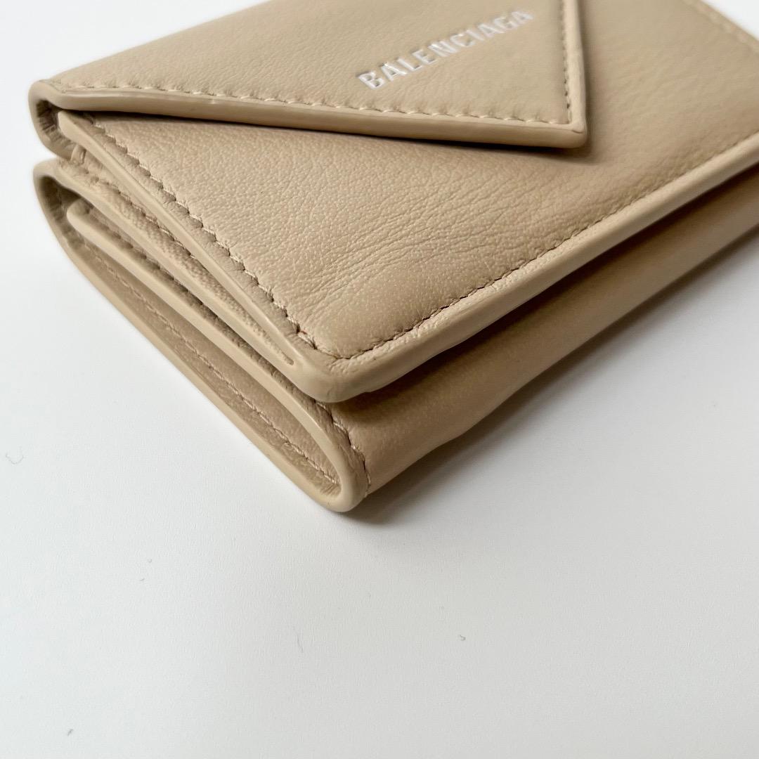 お値下げ⭐️バレンシアガ　ペーパーミニウォレット　ベージュ 美品 バレンシアガ ペーパー ミニウォレット 三つ折り財布