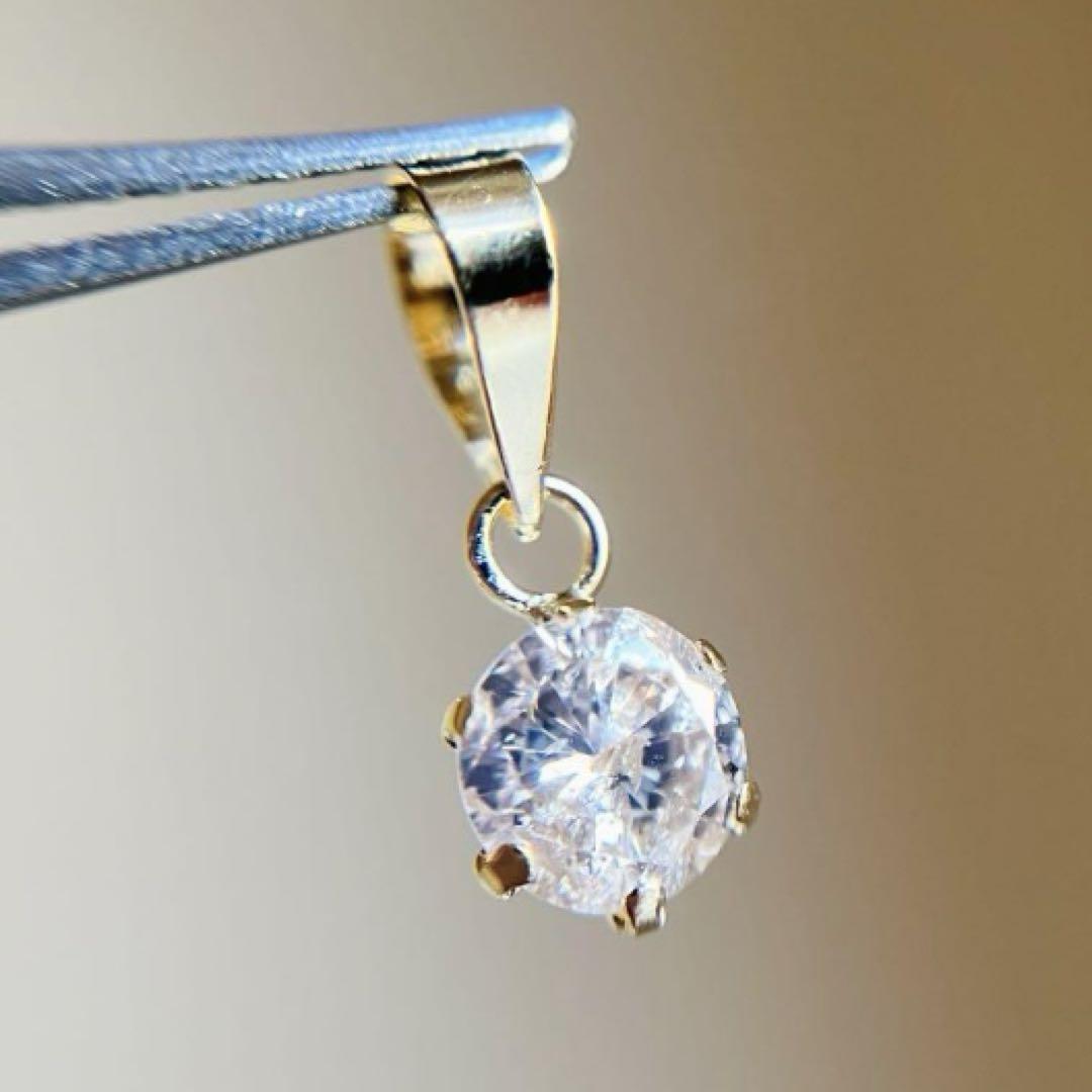 専用　K18 天然ダイヤモンド 0.30ct ペンダントトップ