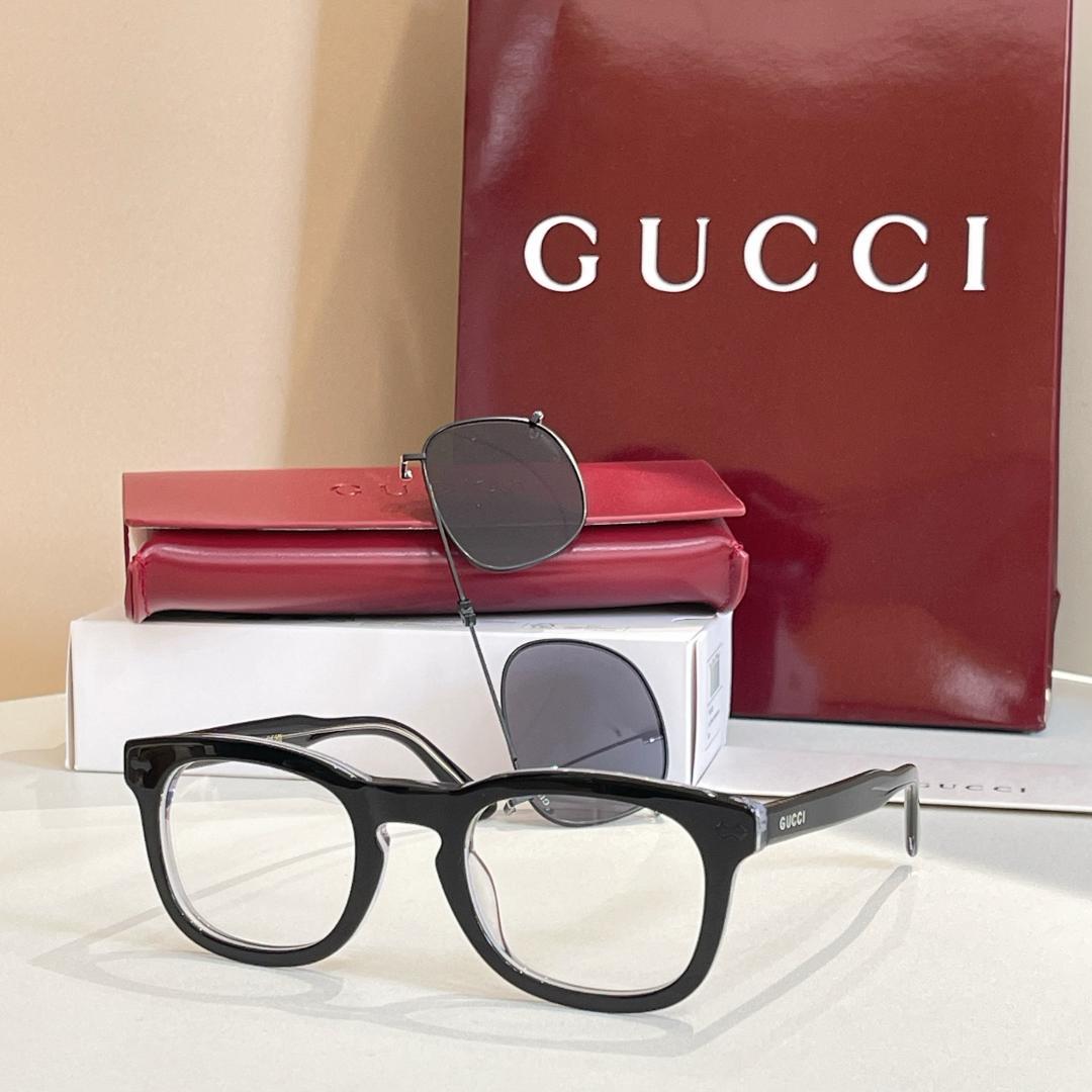 GUCCI ブラックフレーム メガネ GUCCI ブラック フレーム メガネ - メルカリ