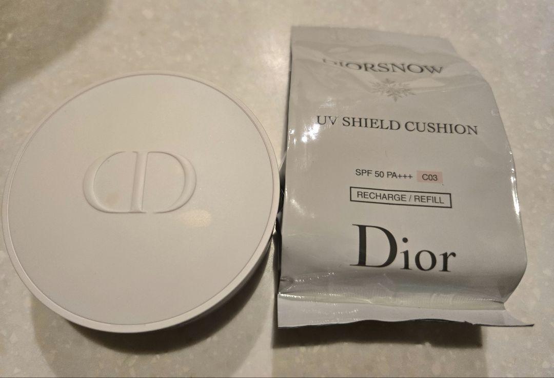 2個入り 未使用 ディオール スノー UV シールド クッション C03 Christian Dior クリスチャンディオール ディオールスノーUV