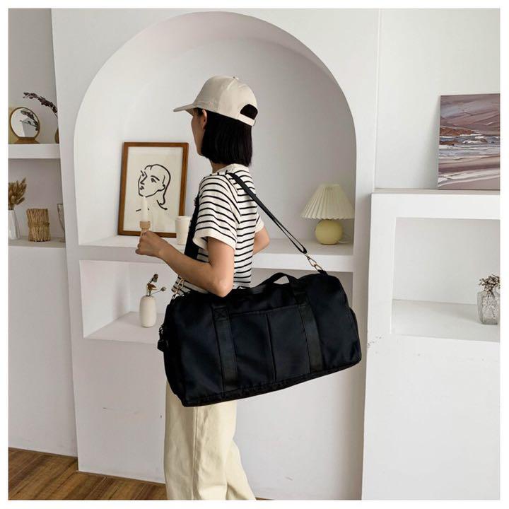 ボストンバッグ 修学旅行 旅行 出張 スポーツ メンズ レディース 大容量 新品 - メルカリ ボストンバッグ 修学旅行 旅行 出張 スポーツ メンズ レディース 大容量 新品 - メルカリ