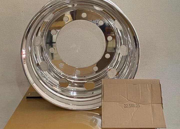 ☆アルミホイール ☆両面鏡仕上げ☆22.5×8.25 10穴 新ISO規格☆1本-