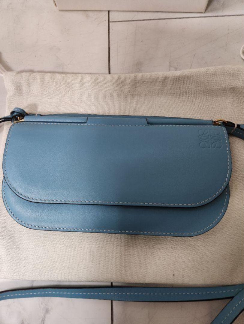 （値下げ不可）LOEWE　ショルダーウォレット