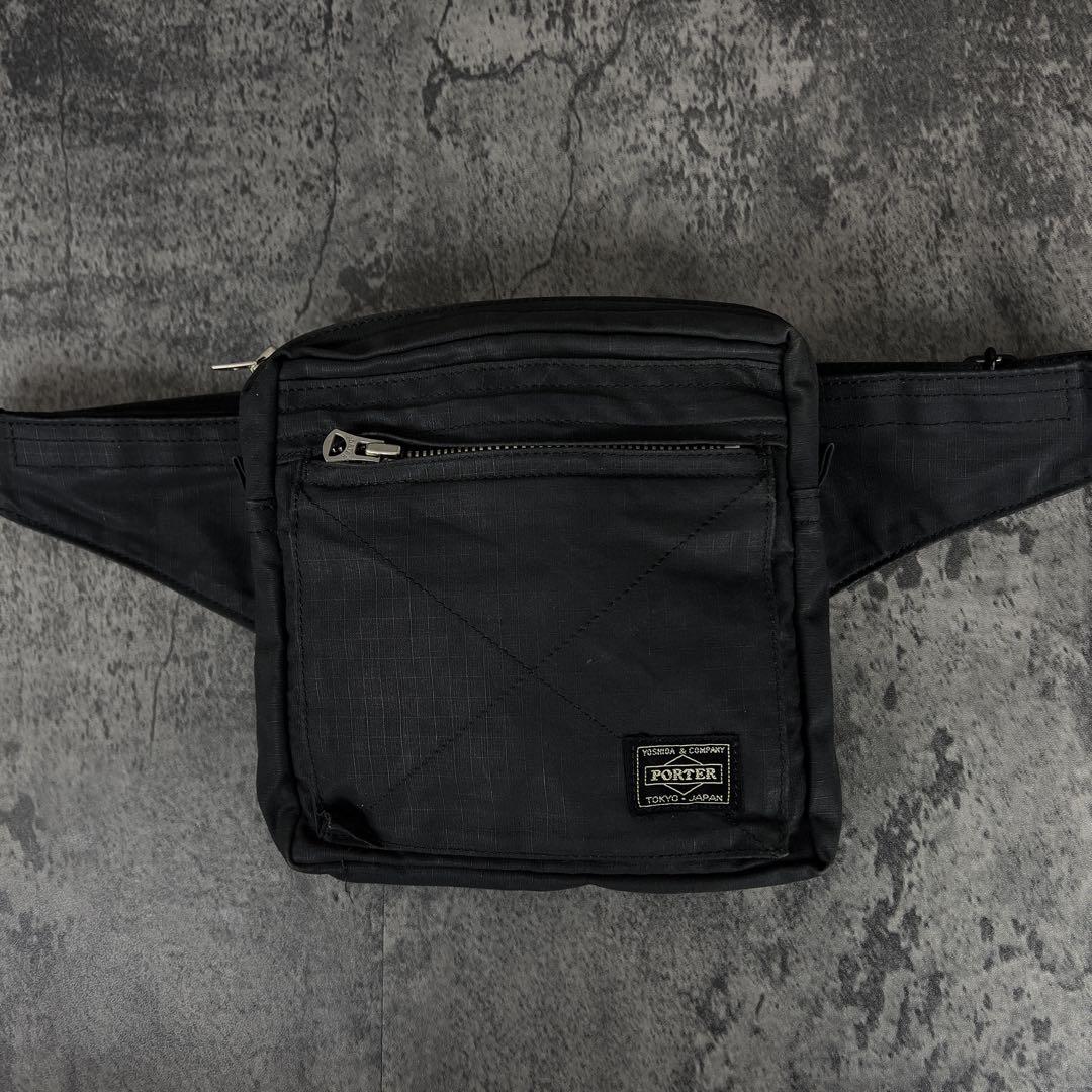 PORTER ウエストバッグ 軽量＆多機能デザイン