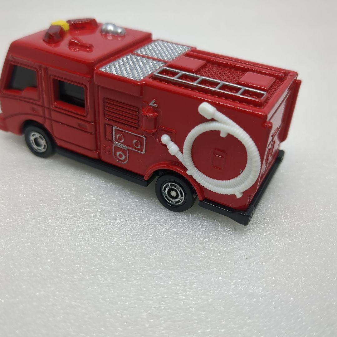 トミカ4Dライト＆サウンドトミカ ポンプ消防車 - メルカリ