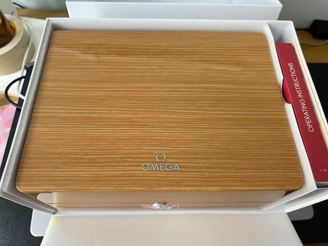 OMEGA　時計　空き箱　新品　1個　ツヤなし　傷なし　完璧品