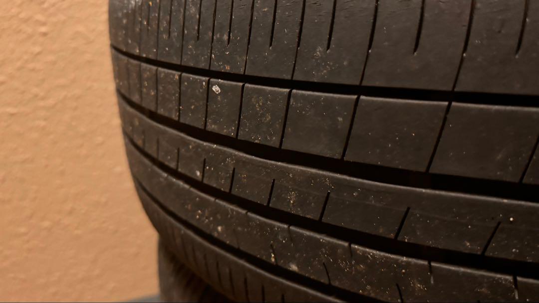 レオニスAR タイヤホイールセット205/65r16 1本目