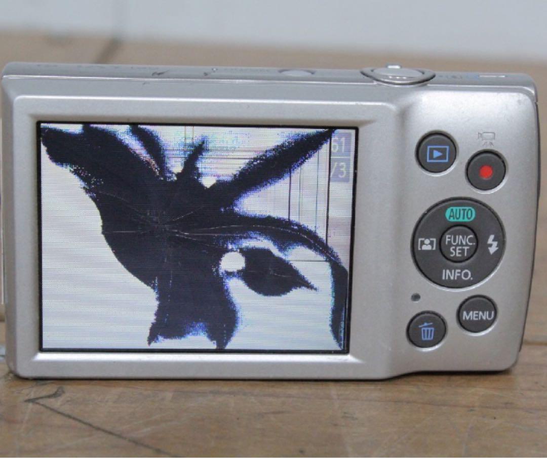 Canon キャノン コンパクトデジタルカメラ IXY180 シルバー