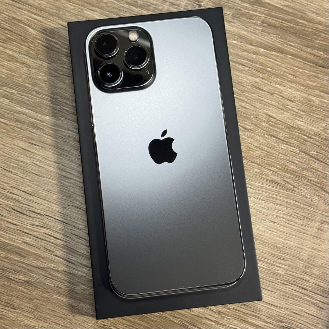 美品】Apple iPhone 13 Pro Max 256GB グラファイト
