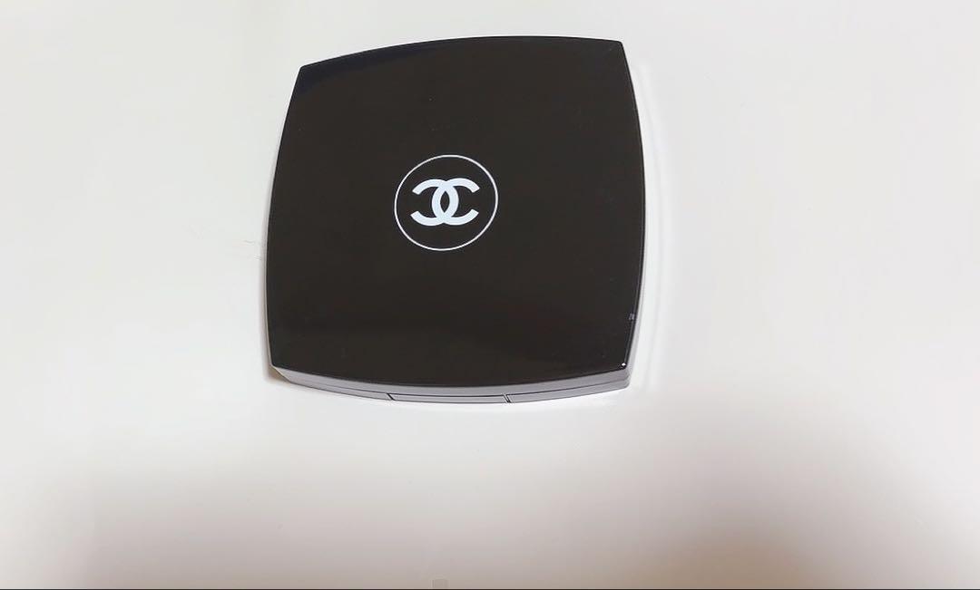 CHANEL レ キャトル ルージュ ユー エ ジュ 957 タンドレス