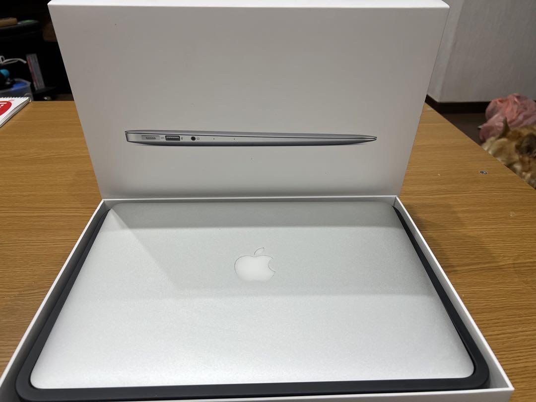 MacBook Air 13インチ i7 8GB 256GB夏休み安売り