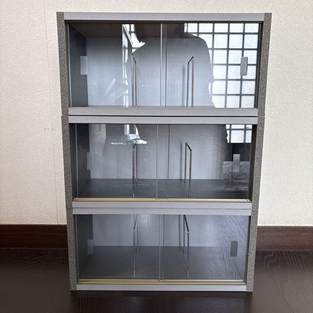 CDラック　木製ディスプレイケース　ガラス戸　3個