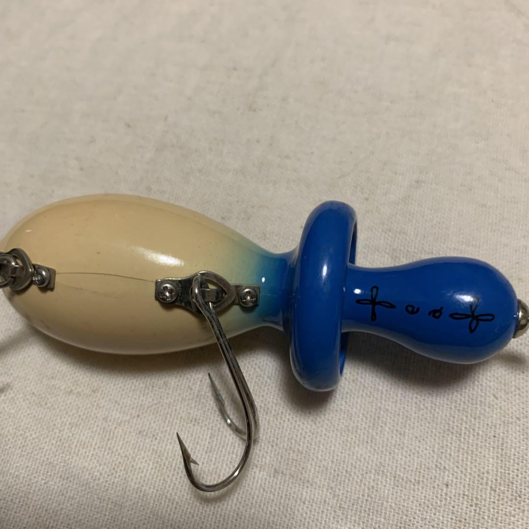teat ティート　フィッシュパシファイア