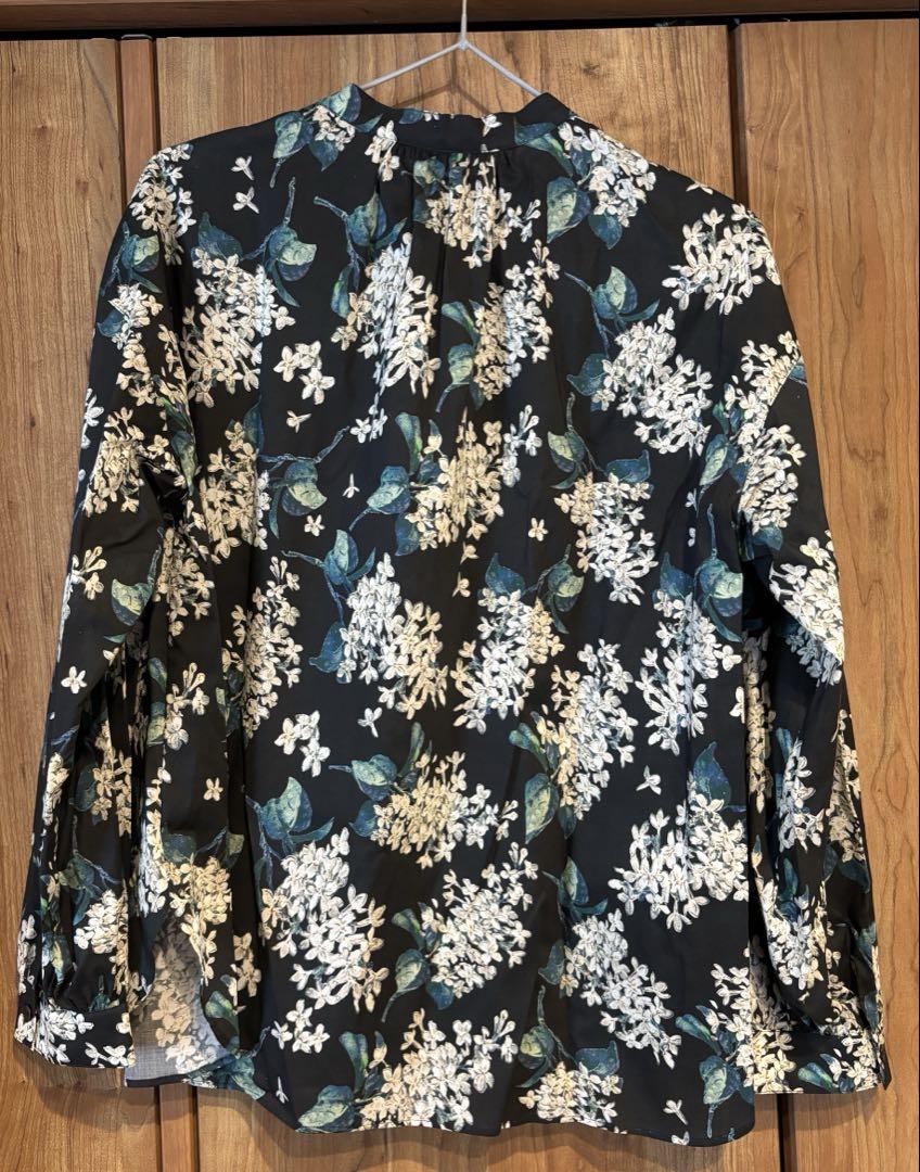 【新品＊未使用】リバティ　黒　花柄