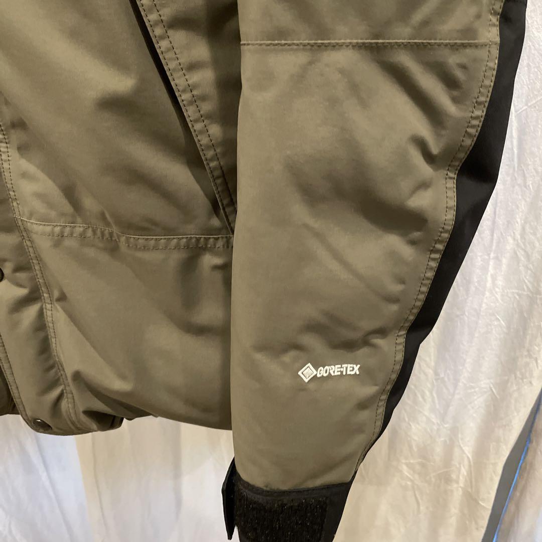 ジャケット・アウター Mountain Down Jacket