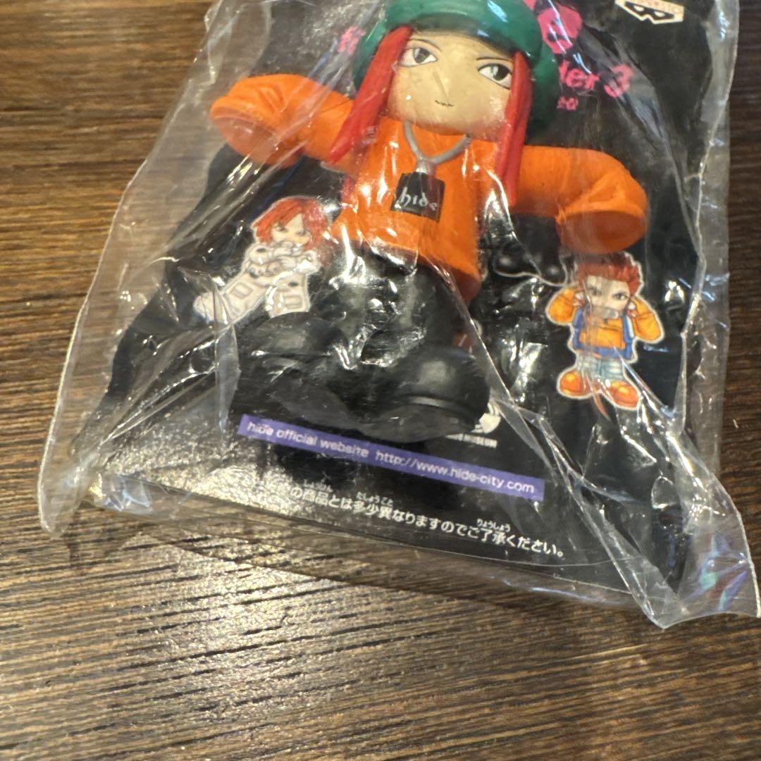 hide フィギュアキーホルダー3 - メルカリ