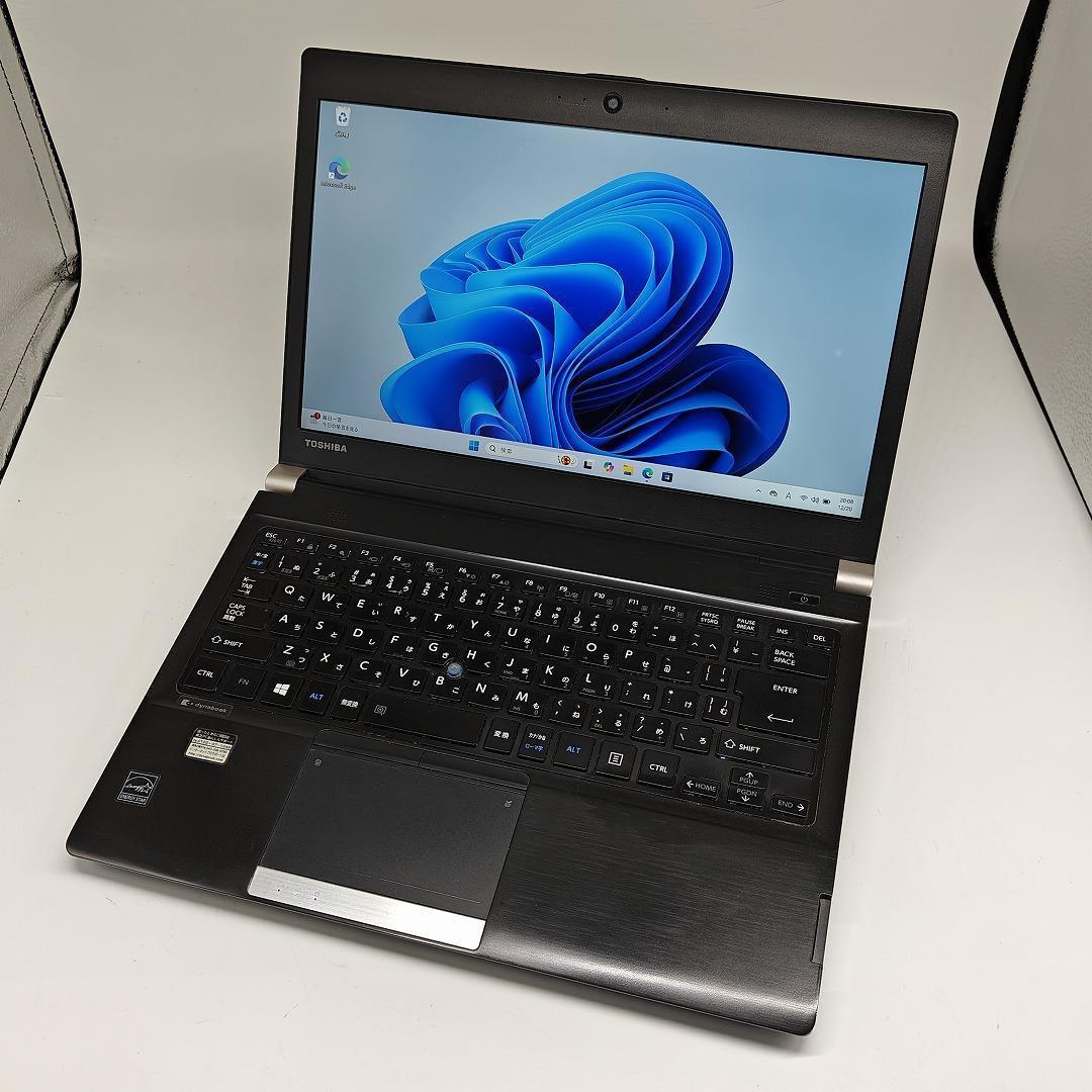8GB 13.3型ノートPC