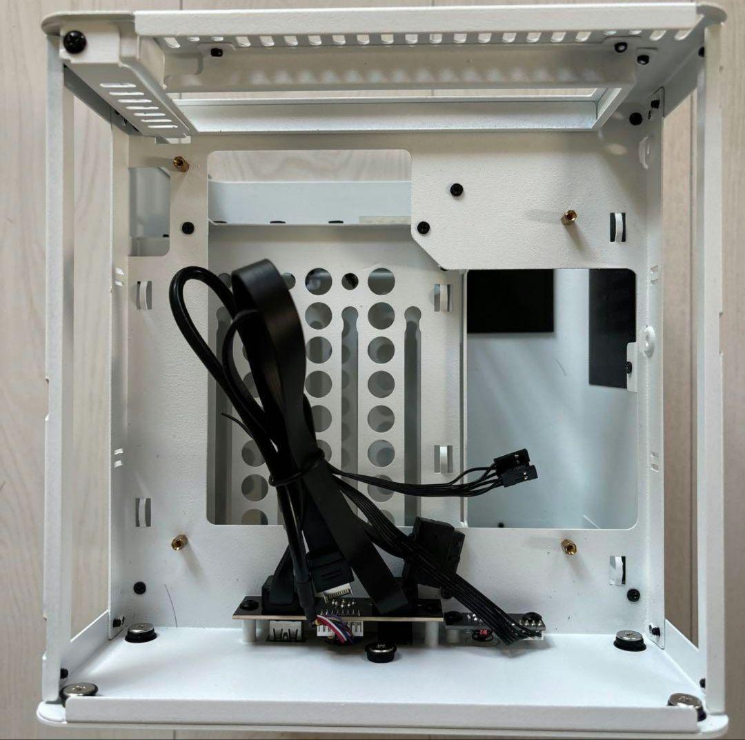 Jonsbo N2 WHITE mini-itx PCケース NAS向け - メルカリ