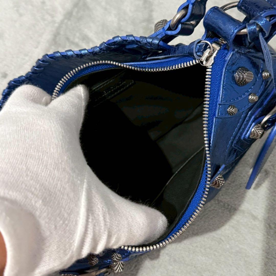 Balenciaga Le Cagole Shoulder Bag XS