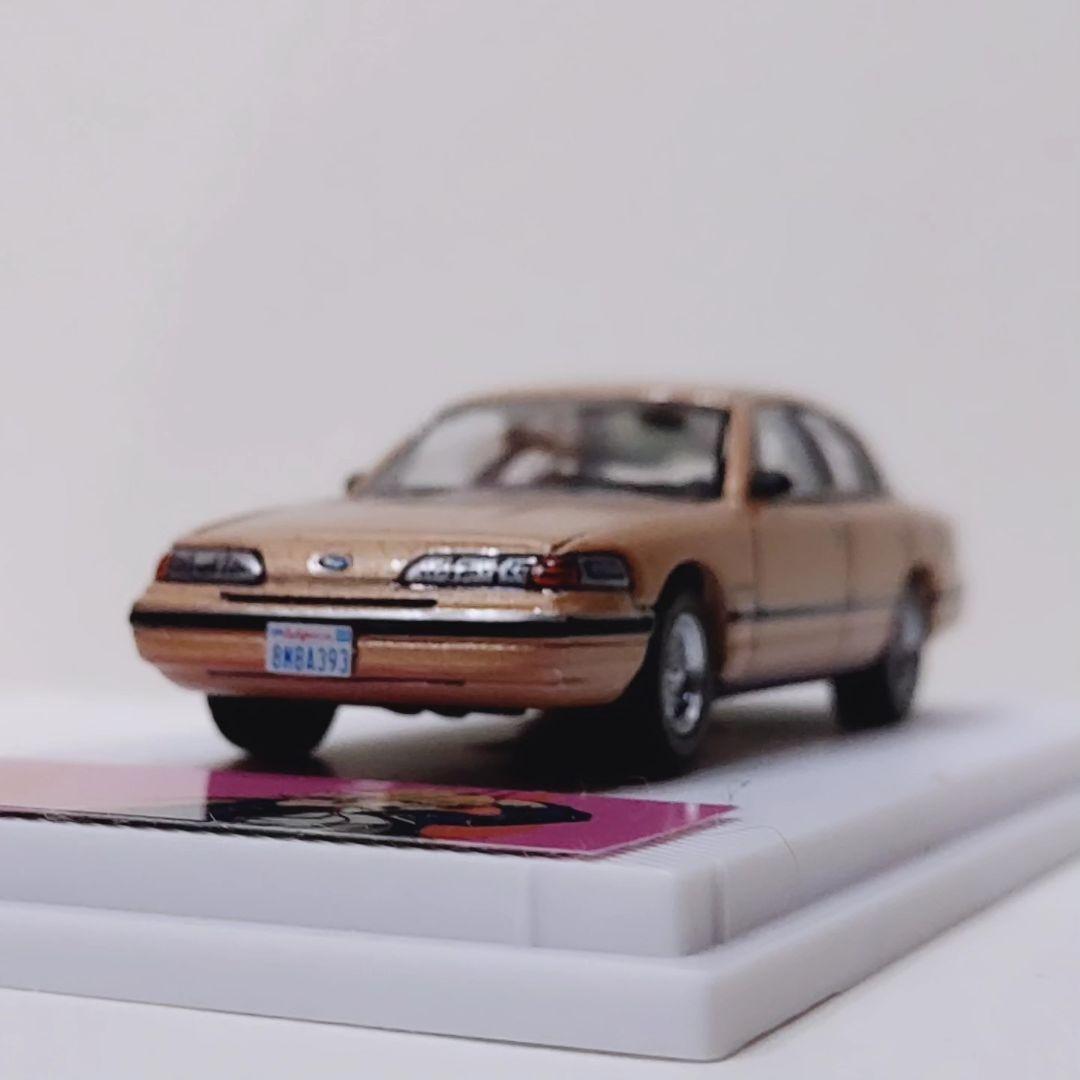 1/64 crownvictoria クラウンビクトリア　精密ミニカー