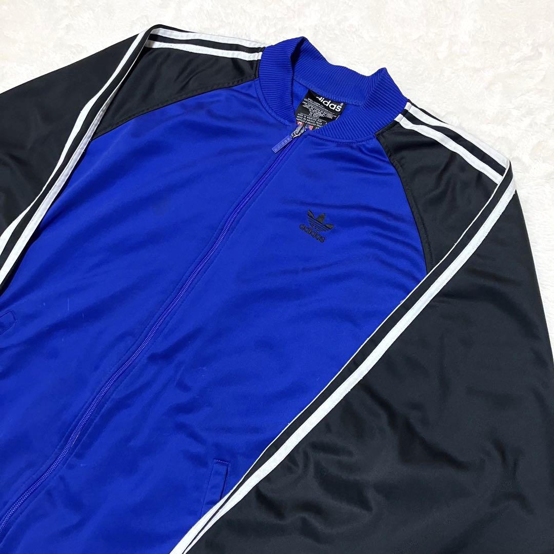 アディダスadidas