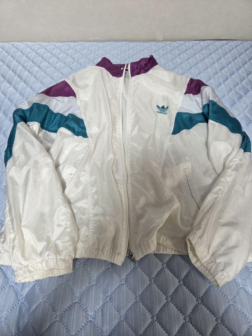 adidas　ナイロンジャケット　古着　白青紫