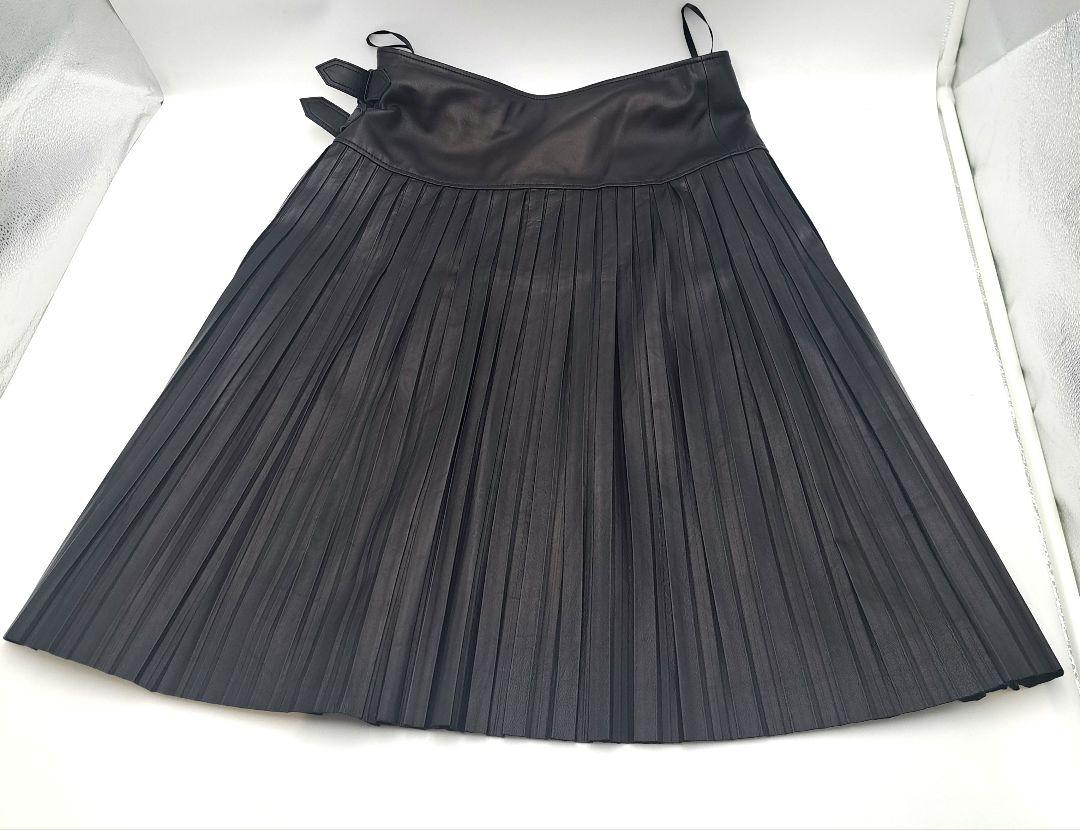 LOEWE　ロエベ　レザー　プリーツスカート　黒