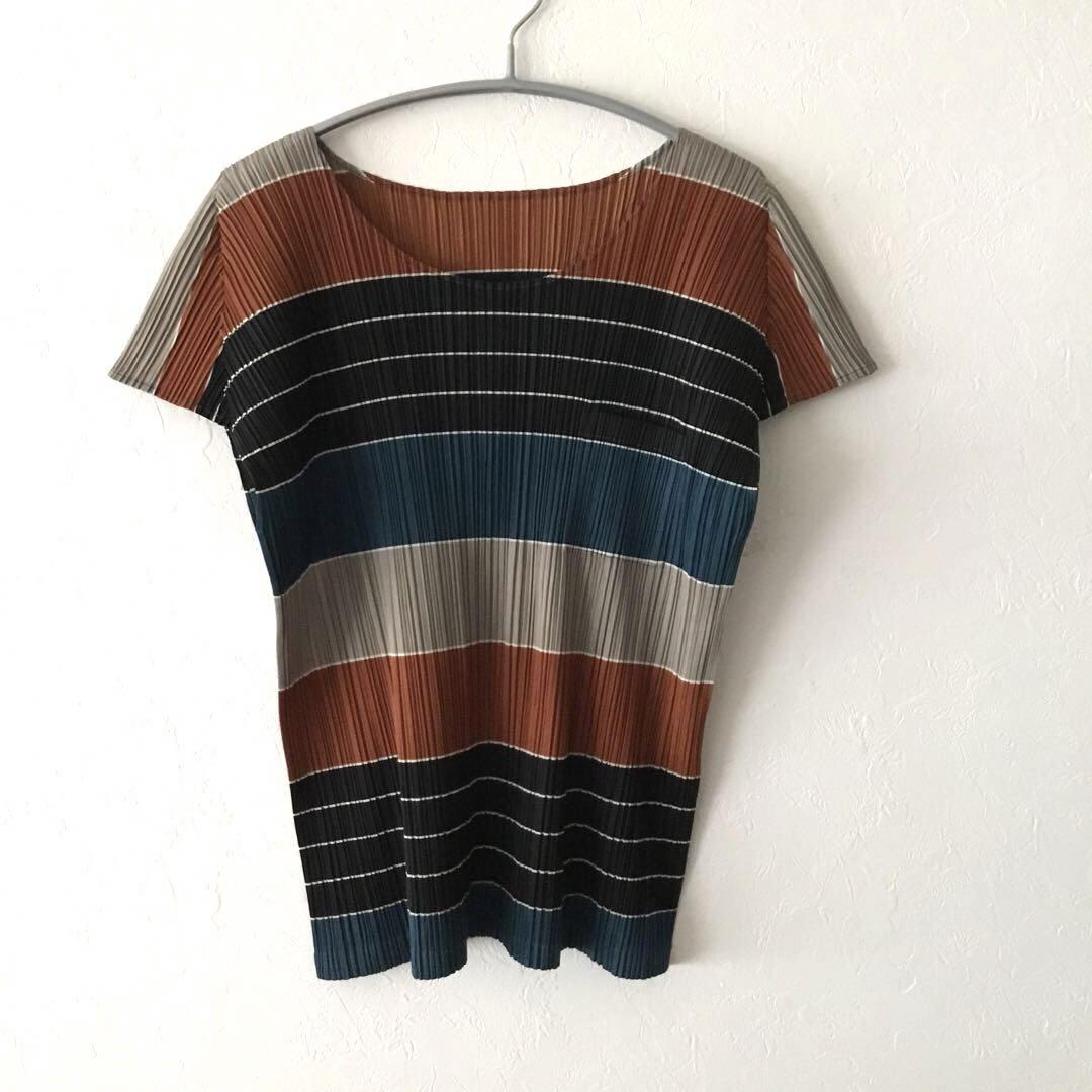 PLEATS PLEASE 半袖トップス　サイズ3