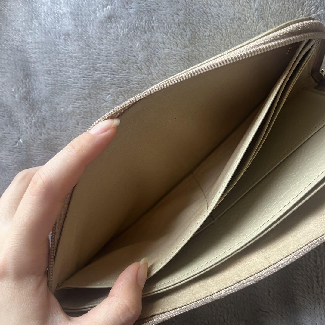かなり美品　ATAO アタオ リモ　 パイソン　 箔　ゴールド金具